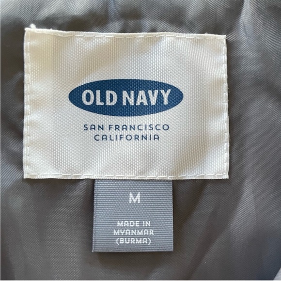 Old Navy Vest Gray Quilted Women’s Size Medium - Picture 8 of 10